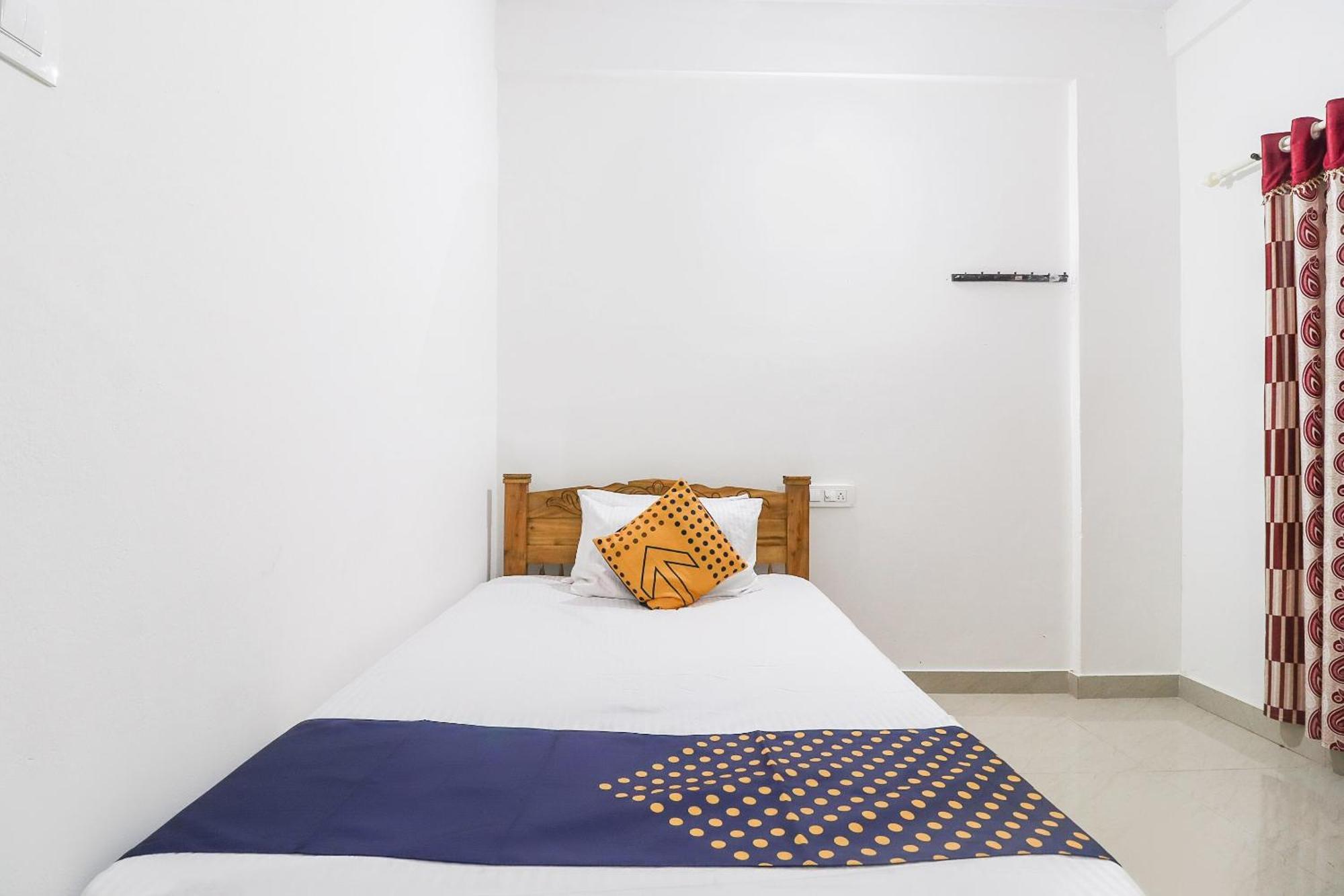 Spot On Rohini Inn Kadampuzha Kottakkal Exterior foto